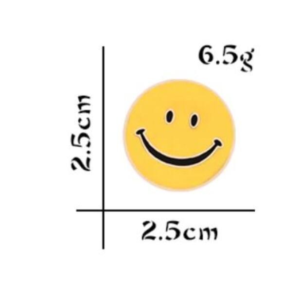 Smiling Face Emoji Pin Brooch - Picture 1 of 2